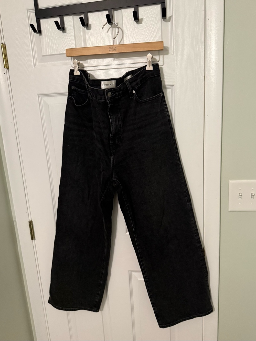 Frame Jeans - Picture 2 of 3